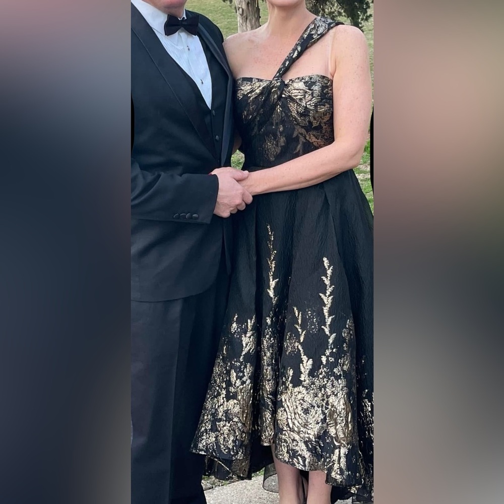 Marchesa Notte Gown Size 8